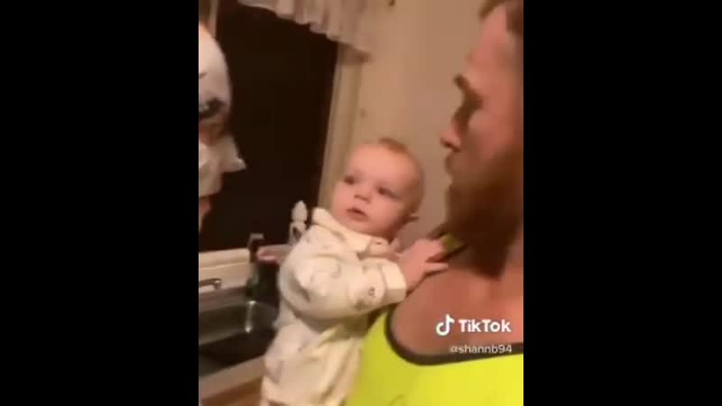 Мама решила напугать своего ребенка