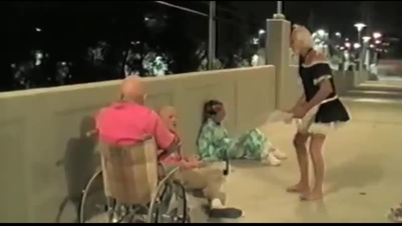 Трахальщики мусорных бачков / trash humpers (2009)