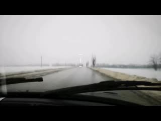 Русская дрочит и сосет в машине