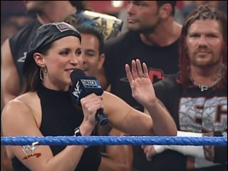 Wwf smackdown от 12 июля 2001 с участием стива остина гробовщика и других звезд wwf