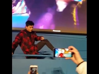 180219 taecyeon is so hot !!!!