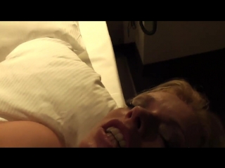 Привез жену на проеб, а сам снимает