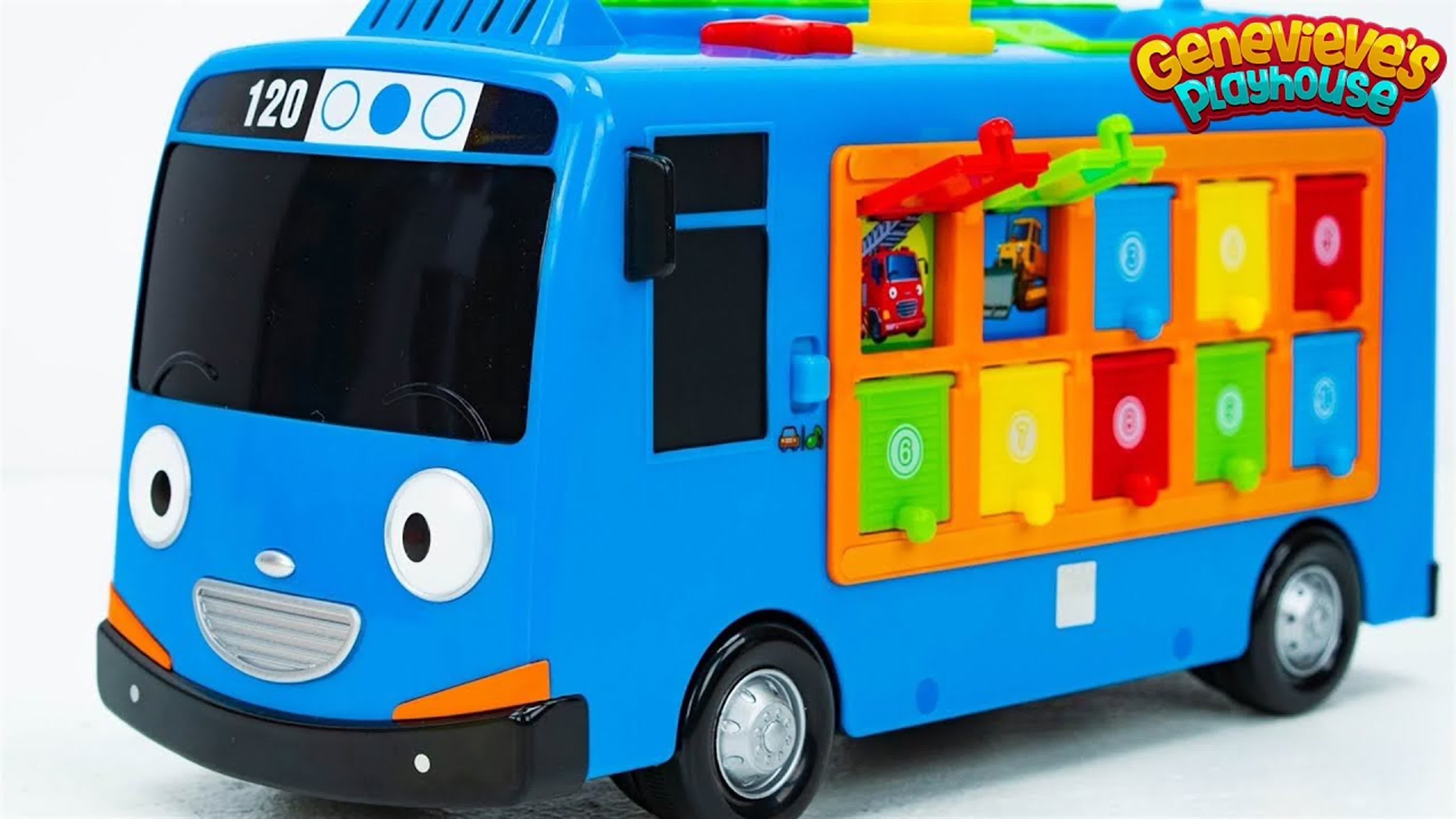 Play with tayo the little bus and pororo the little penguin toys!
