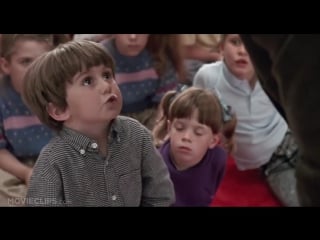 Kindergarten cop boys have a penis, girls have a vagina