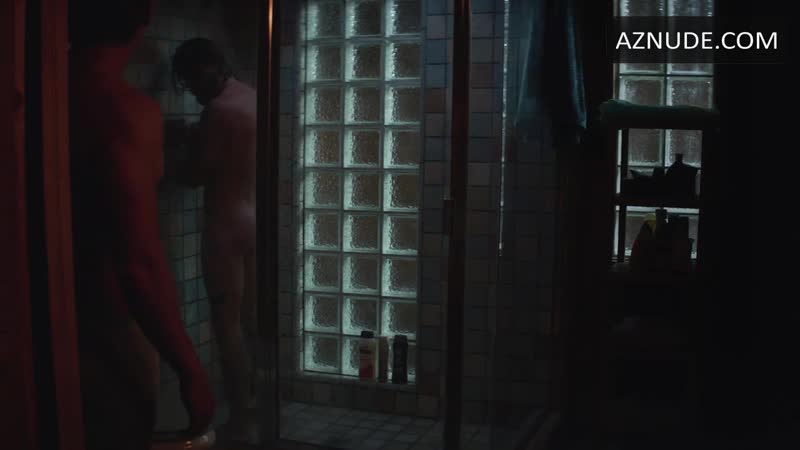 Джек уири и спенсер кларк гей сцена в душе в сериале "porn kingdom" ( 4x06)