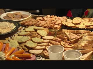 French protesters celebrate yellow vest christmas