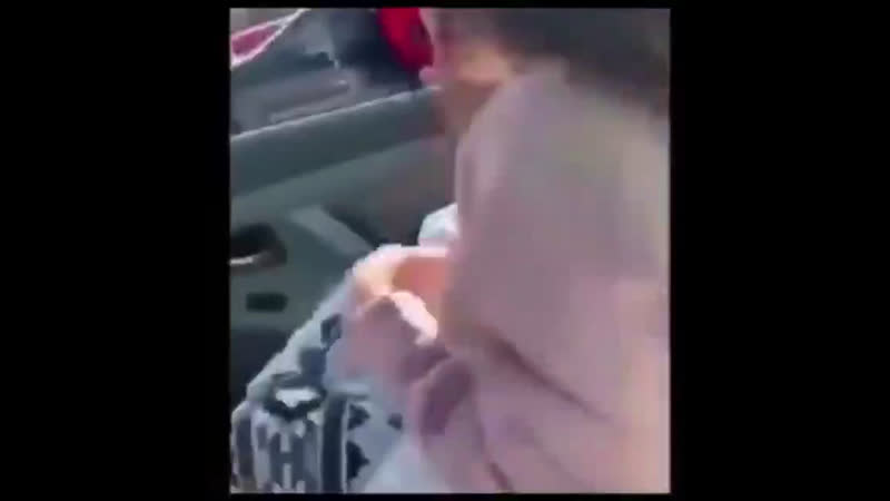 Плюнул в рот