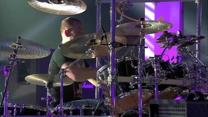 Tähdet, tähdet live6 laura voutilainen i surrender (rainbow)