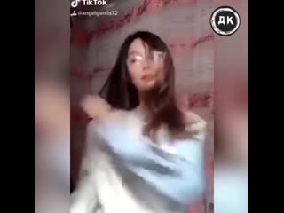 Показывают сиськи в тик ток | дерзкий квадрат