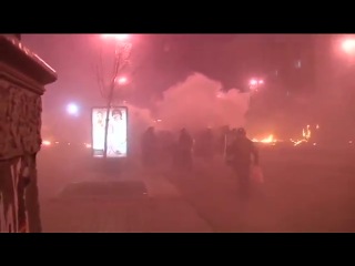 Сожгли porn video – Видео, как на майдане митингующие сожгли бтр == кормушка уникальное фото видео приколы гифки ==