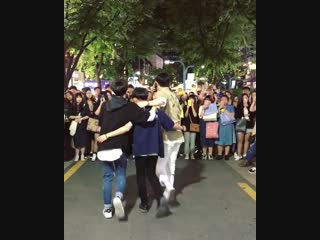 Maxxam (hyuna lip & hip)