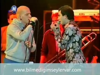 Athena mor ve ötesi yedikule zindanları an