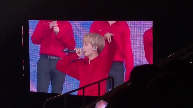 Diamond edge в тайване хоо! хо хо! юн джонхан! с днем рождения! от quickspace17