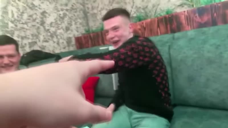 [mellstroy stream] mellstroy 🔥 драка с бомжихами в минске / боров фокусник 🔥 мелстрой нарезки со стрима