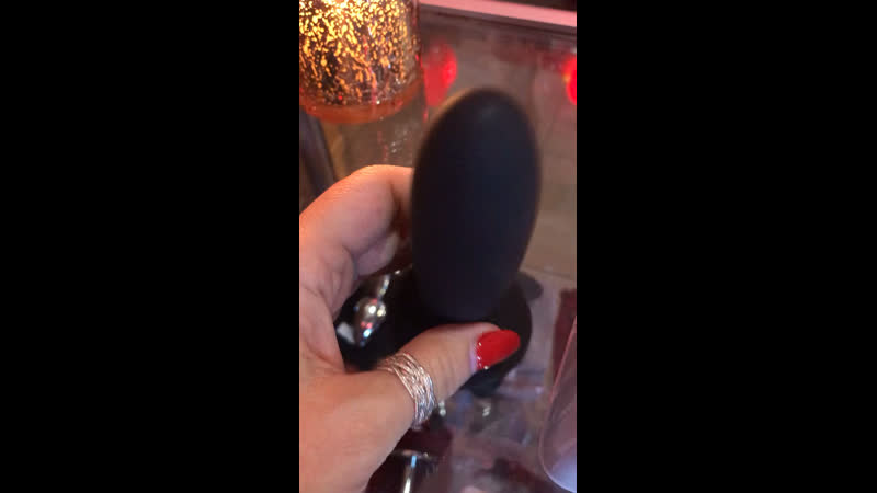 Втулка анальная с вибрацией