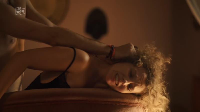 Антония билл, котти юн хенрике хан, майке джоанна рейтер / antonia bill, kotti yun mit henrike hahn, maike johanna reuter