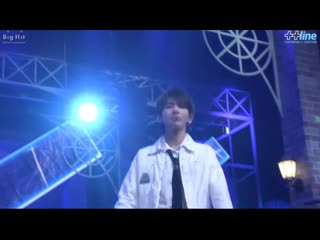 Повторяет ~