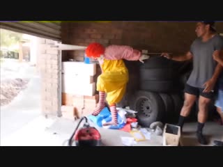 Ronald mcdonald's porn neknominate! экстремальная пьянка рональда макдональда [русская озвучка] mp4