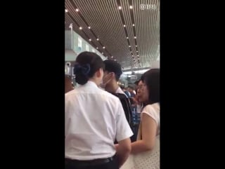 [lq fancam] 160831 changsha airport @ exo's lay (zhang yixing)