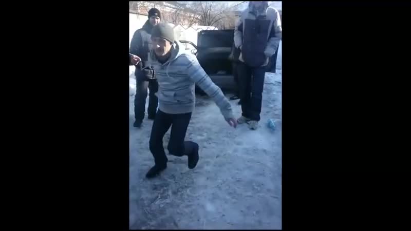 Вписка танцы до упаду, свернул шею, самоустронился, клиент готов, бухаем, алкаши, минус серёжа