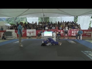 Luiza monteiro vs ana carolina