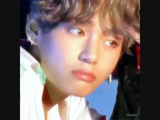 Dna era taehyung was a whole 90s heartthrob