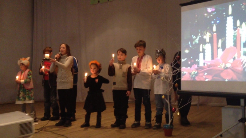 Різдвяна пісня співає настя шевцова