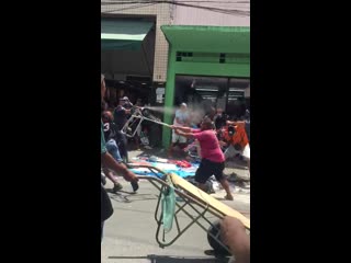 Street vendors fight in rio