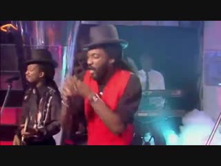 Aswad dont turn around top of the pops [25 12 1988]
