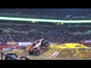 Monster jam lucas oil stadium 2013 highlights