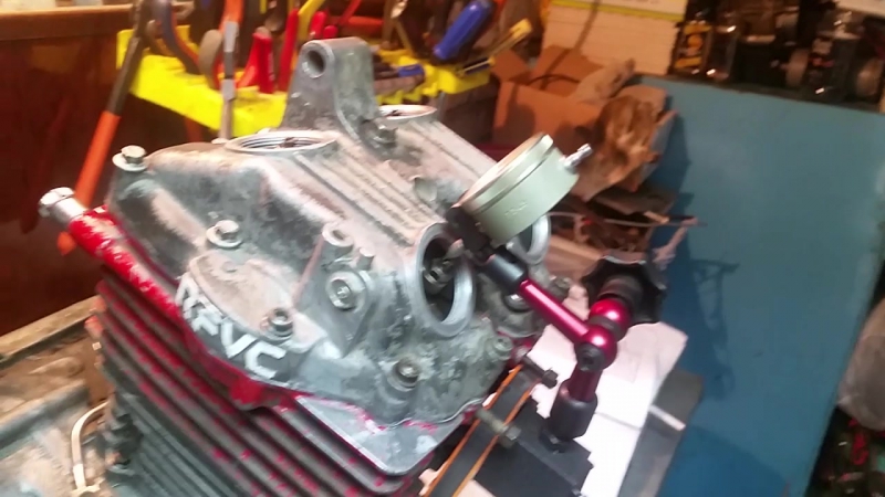 Регулироа тепловых зазоров клапанов honda xlr250baja