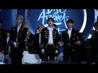 [fancam] 170114 bts jungkook reaction to rain rainism @ golden disk awards