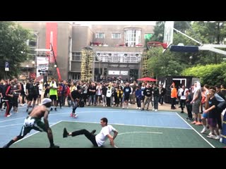 Bone collector breaks ankles in moscow, russia (bonecollectorunlimited; 05 08 2019)