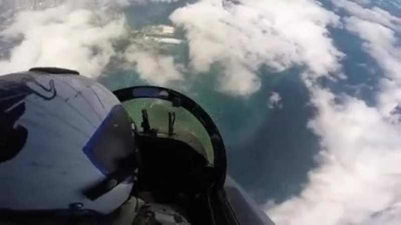 Как выглядит полёт на истребителе из кабины пилота