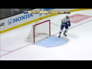 Ryan getzlaf scores in ot after jacob markstrom’s poke check goes horribly wrong