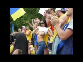 Украинские патриотки