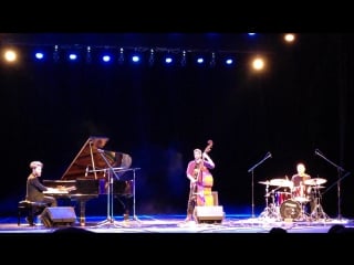 Andrea manzoni trio в перми (3)