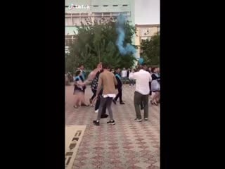 Tiktok k7 20200609 173726 0 mp4