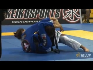 Michelle nicolini tammi musumeci (armlock)