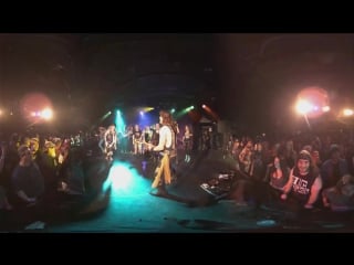 Steel panther live in 360º at the roxy vrlive