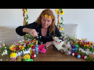 Sarah ferguson reading pandora by victoria turnbull