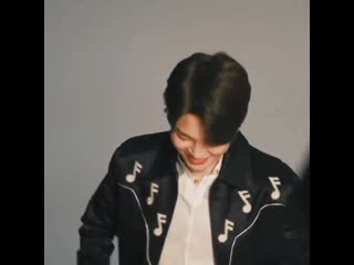 Find the photographer that yelled i love your smile! and made jimin so flustered and give them a raise