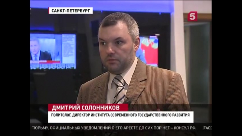 В норвегии почтили память жертв теракта в осло и на утейе