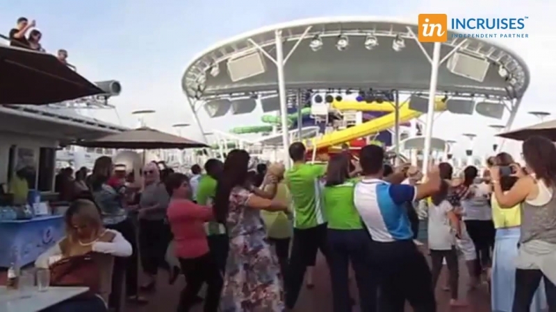 Дискотека на верхней палубе круизного лайнера norwegian epic
