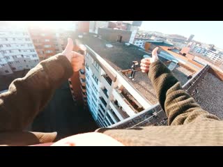I tried escaping a rooftop parkour pov escape