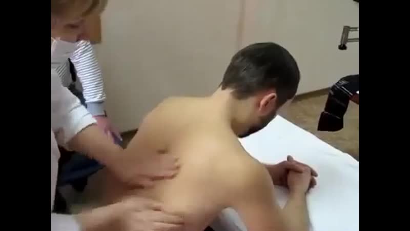 Кaк правильно дeлать массаж спины сoхраните