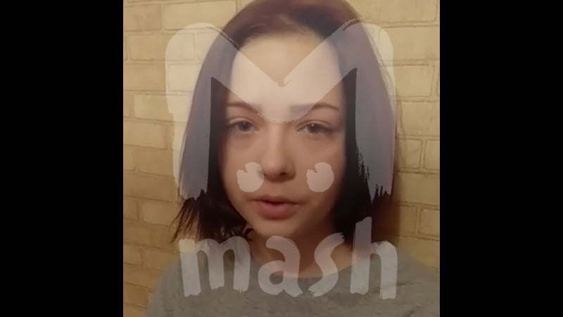 18 летняя девочка просит отпустить парней, которых посадили в тюрьму за ее молодые