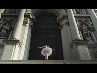 Ca maria adele ballerina alla basilica della salute venezia