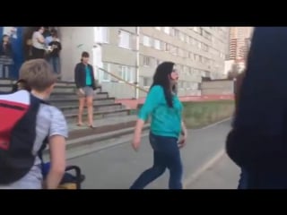 Пьяная девушка, её дитя и мужчина с пистолетом в сургуте (18 )