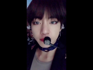 Bts twt 180528